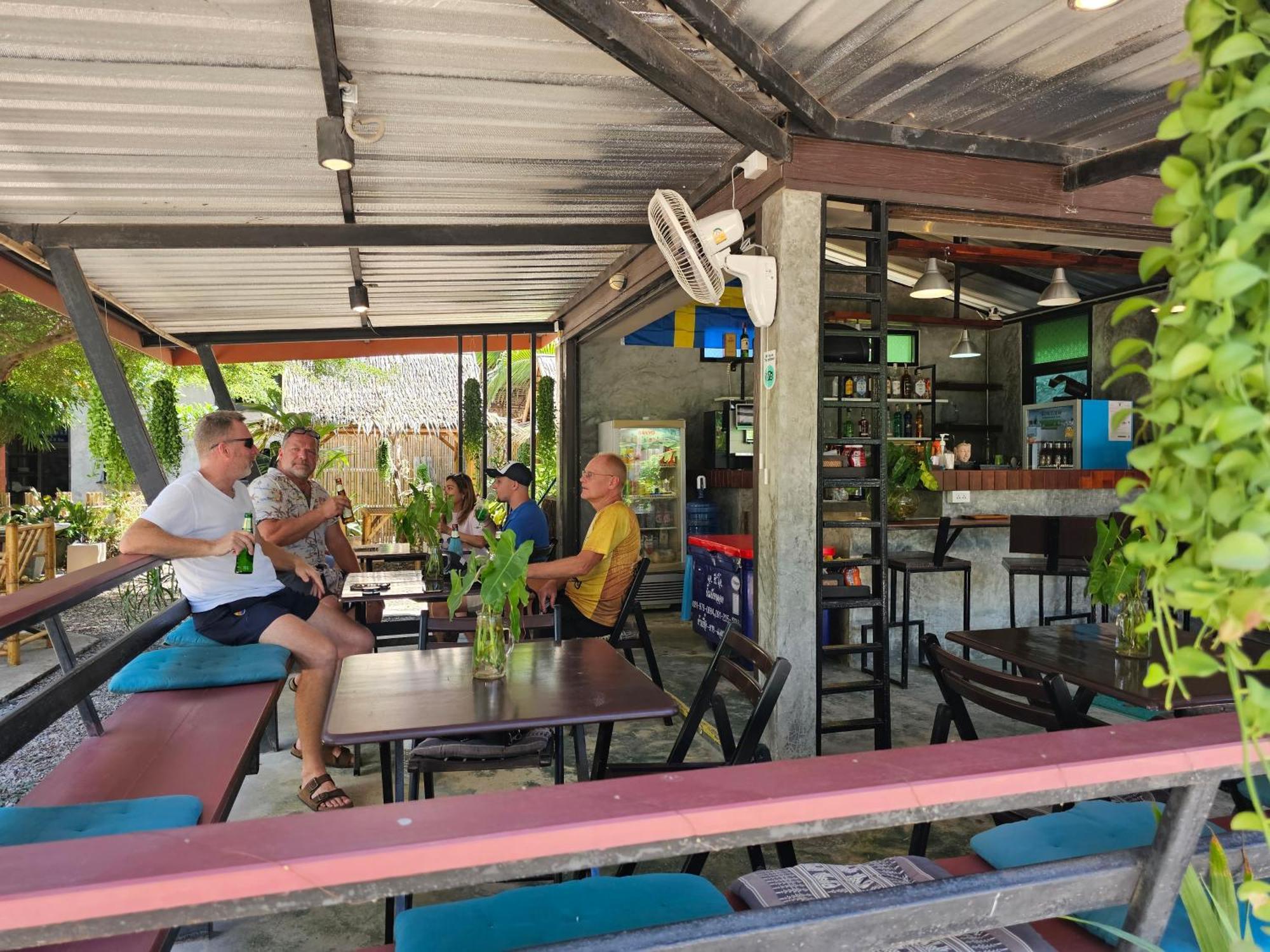 Cha-Cha Hotel Ko Lanta Exteriör bild